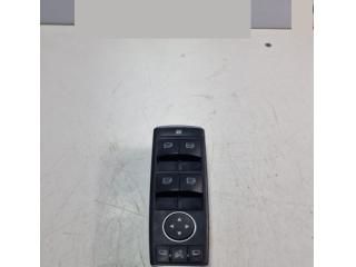 bontott MERCEDES-BENZ B-CLASS Ablakemelő Kapcsoló Négyes / Kettes