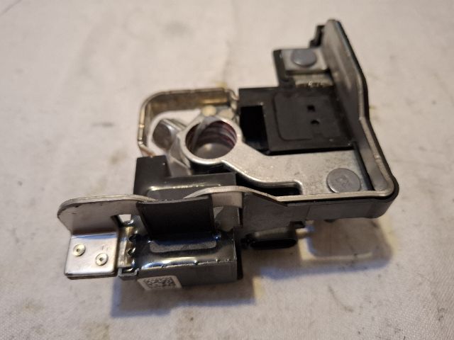 bontott MERCEDES-BENZ B-CLASS Akkumulátor Saru Elektronikával