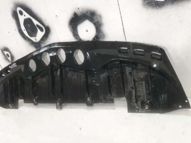 bontott MERCEDES-BENZ B-CLASS Alsó Hűtőburkolat