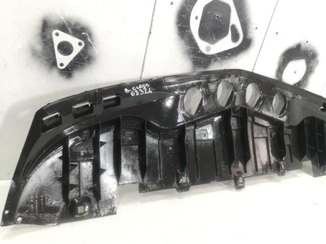 bontott MERCEDES-BENZ B-CLASS Alsó Hűtőburkolat