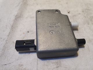 bontott MERCEDES-BENZ B-CLASS Antenna Erősítő