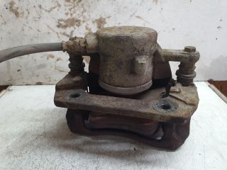 bontott MERCEDES-BENZ B-CLASS Jobb első Féknyereg Munkahengerrel