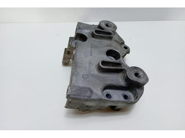 bontott MERCEDES-BENZ B-CLASS Motor Tartó Bak (Pozíciófüggetlen)