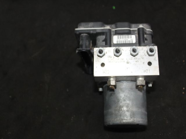 bontott MERCEDES-BENZ B-CLASS ABS Kocka