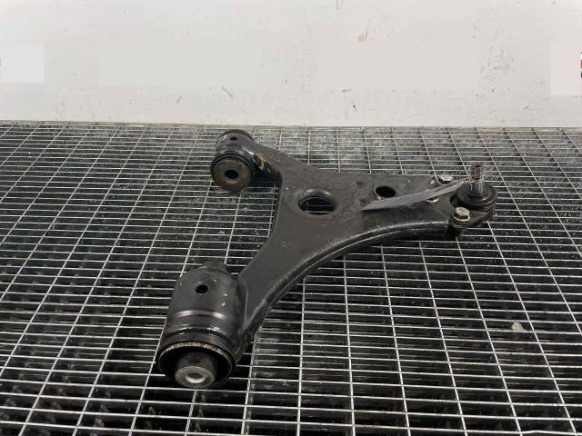 bontott MERCEDES-BENZ B-CLASS Bal első Lengőkar