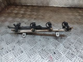 bontott MERCEDES-BENZ B-CLASS Porlasztó Sor / Híd