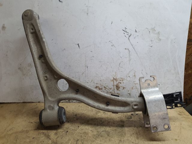 bontott MERCEDES-BENZ B-CLASS Bal első Lengőkar