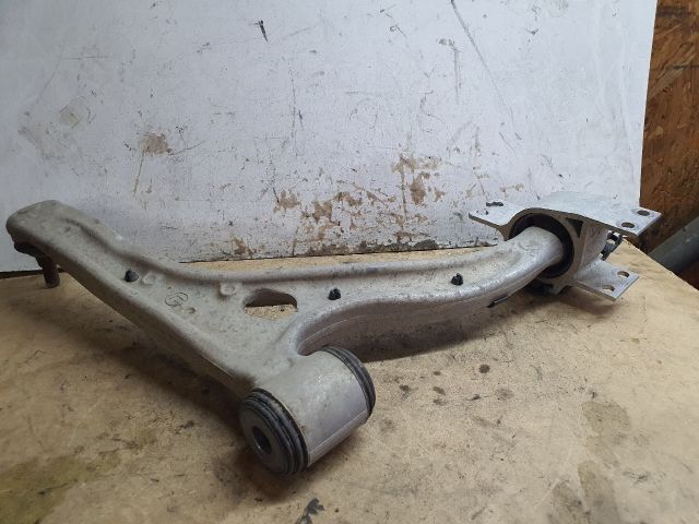 bontott MERCEDES-BENZ B-CLASS Bal első Lengőkar