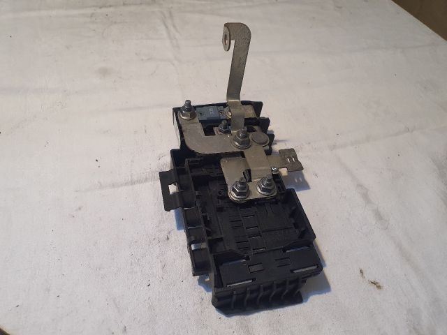 bontott MERCEDES-BENZ B-CLASS Biztosítéktábla Motortér