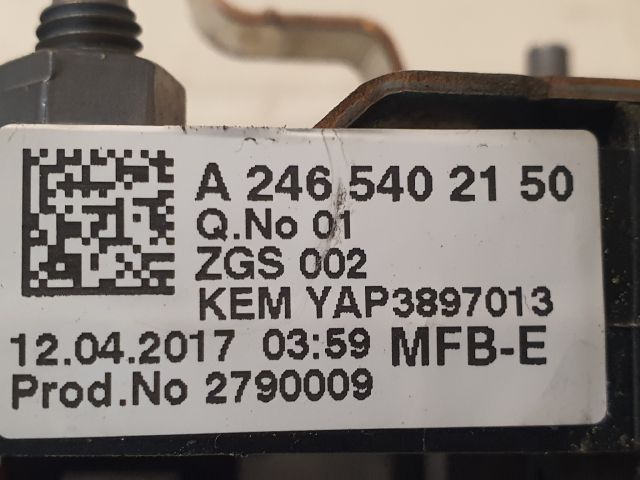 bontott MERCEDES-BENZ B-CLASS Biztosítéktábla Motortér