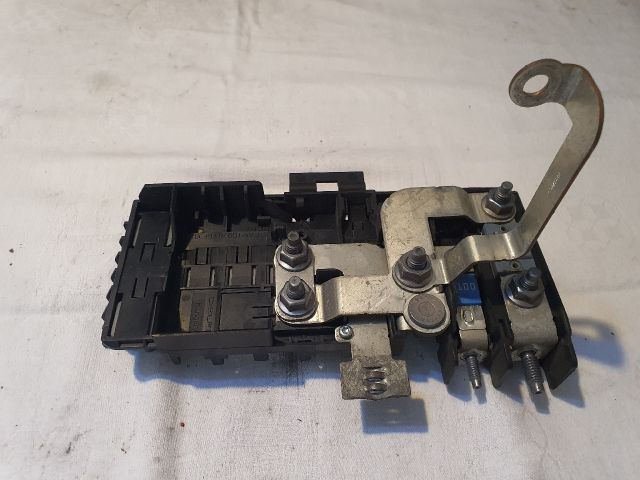 bontott MERCEDES-BENZ B-CLASS Biztosítéktábla Motortér