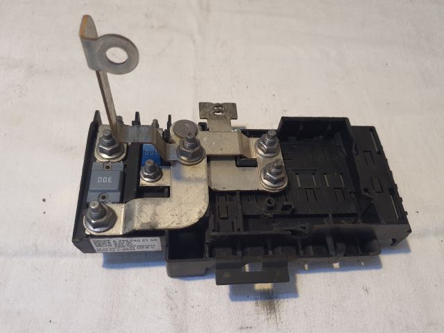 bontott MERCEDES-BENZ B-CLASS Biztosítéktábla Motortér