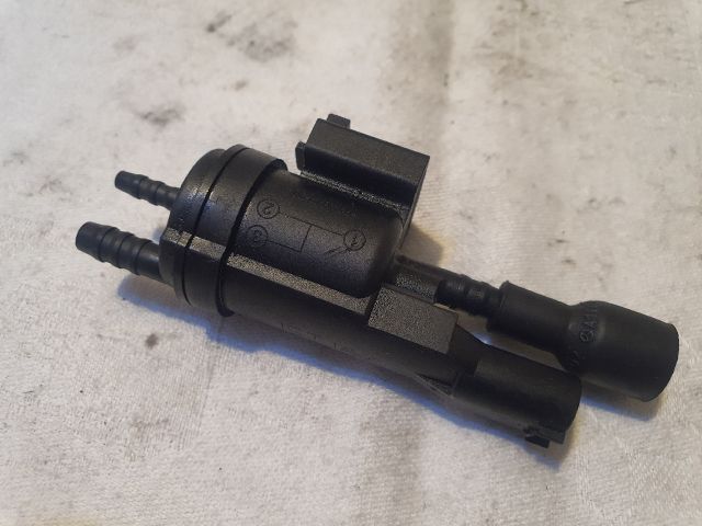bontott MERCEDES-BENZ B-CLASS EGR / AGR Vákum Szelep