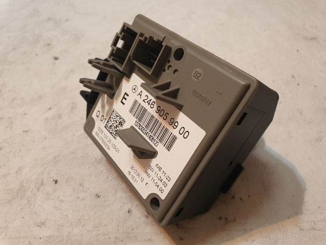 bontott MERCEDES-BENZ B-CLASS Gyújtáskapcsoló Házzal