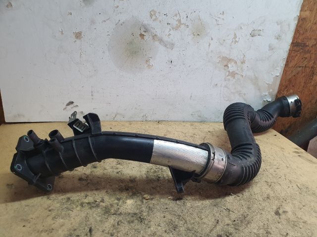 bontott MERCEDES-BENZ B-CLASS Légbeömlő Cső