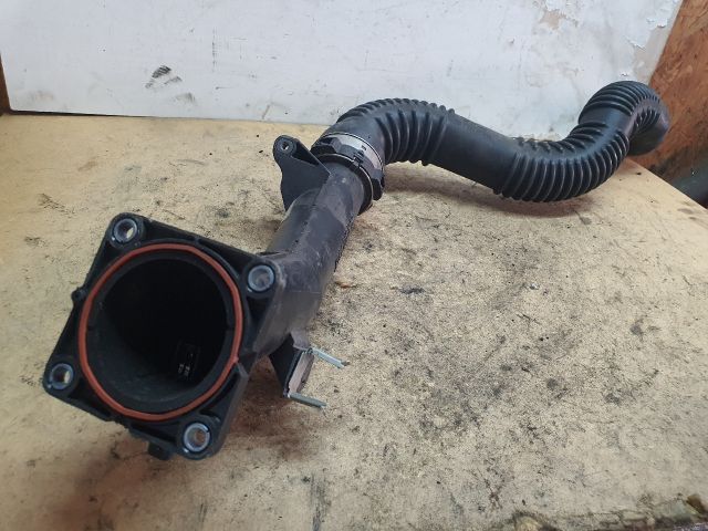 bontott MERCEDES-BENZ B-CLASS Légbeömlő Cső