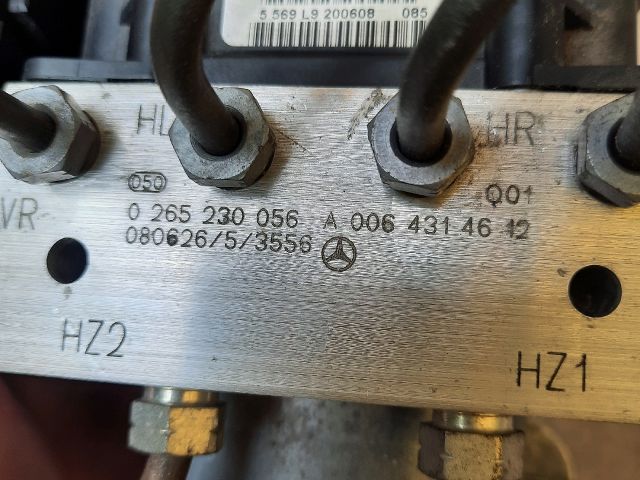 bontott MERCEDES-BENZ B-CLASS ABS Kocka