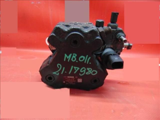 bontott MERCEDES-BENZ B-CLASS Adagoló