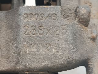 bontott MERCEDES-BENZ B-CLASS Bal első Féknyereg Munkahengerrel