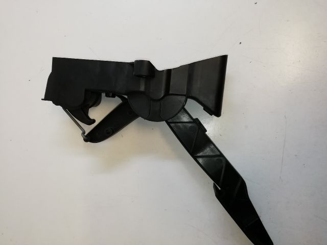 bontott MERCEDES-BENZ B-CLASS Gázpedál (Elektromos)