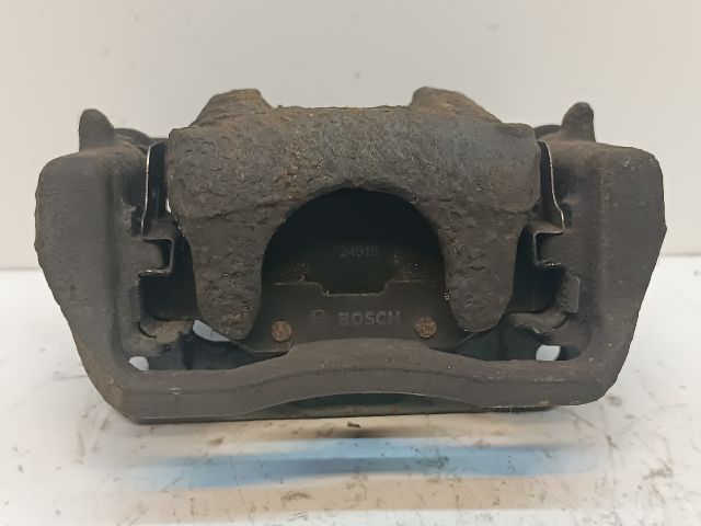 bontott MERCEDES-BENZ B-CLASS Jobb hátsó Féknyereg Munkahengerrel