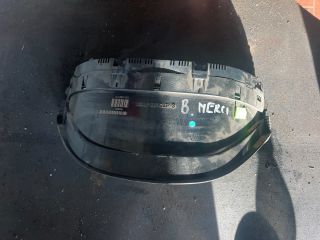 bontott MERCEDES-BENZ B-CLASS Kilométeróra