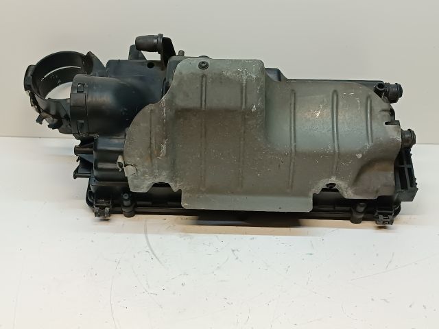 bontott MERCEDES-BENZ B-CLASS Légszűrő Ház