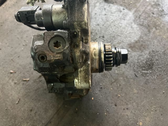 bontott MERCEDES-BENZ B-CLASS Nagynyomású Szivattyú