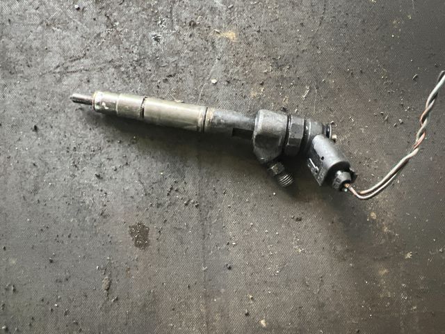 bontott MERCEDES-BENZ B-CLASS Porlasztó (1 db)