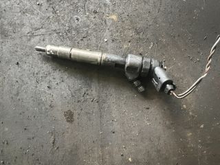 bontott MERCEDES-BENZ B-CLASS Porlasztó (1 db)