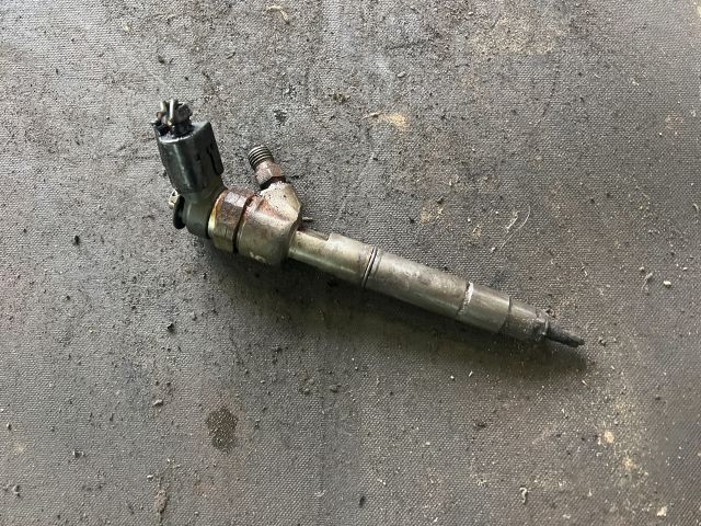 bontott MERCEDES-BENZ B-CLASS Porlasztó (1 db)