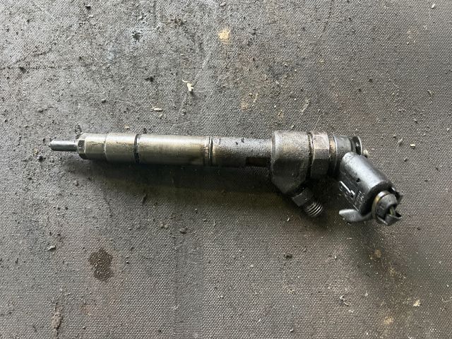 bontott MERCEDES-BENZ B-CLASS Porlasztó (1 db)