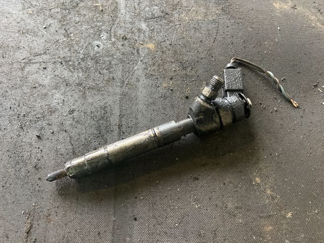 bontott MERCEDES-BENZ B-CLASS Porlasztó (1 db)