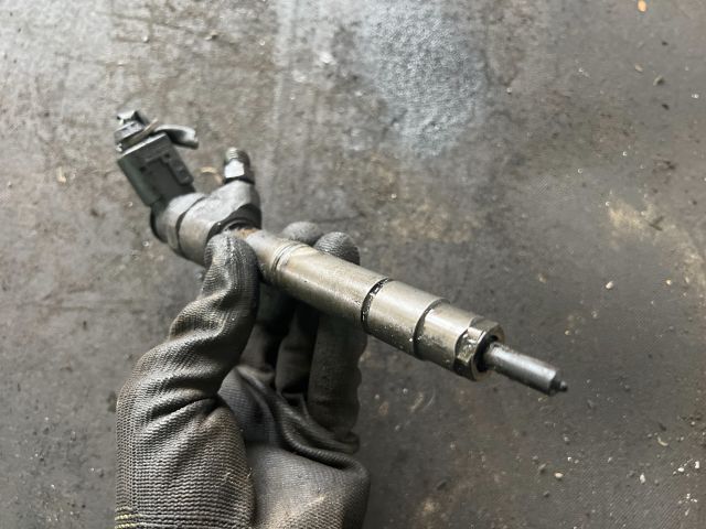 bontott MERCEDES-BENZ B-CLASS Porlasztó (1 db)