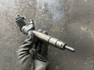 bontott MERCEDES-BENZ B-CLASS Porlasztó (1 db)