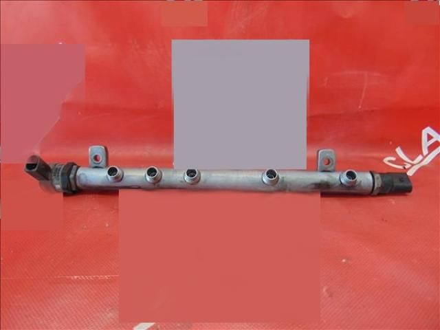 bontott MERCEDES-BENZ B-CLASS Porlasztó Sor / Híd