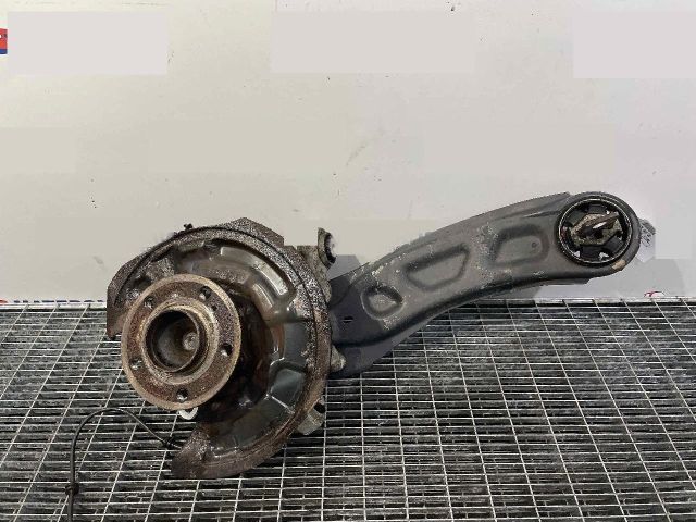 bontott MERCEDES-BENZ B-CLASS Bal hátsó Csonkállvány