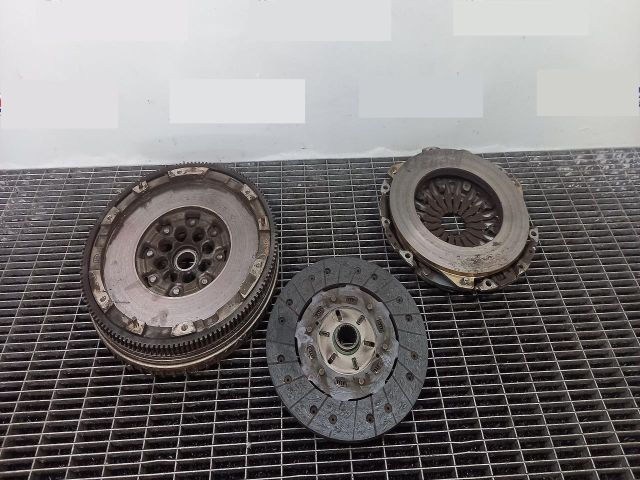 bontott MERCEDES-BENZ B-CLASS Fogaskoszorú