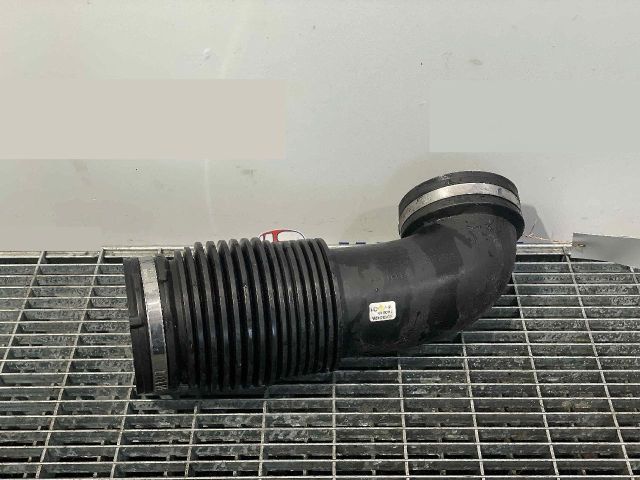 bontott MERCEDES-BENZ B-CLASS Légbeömlő Cső