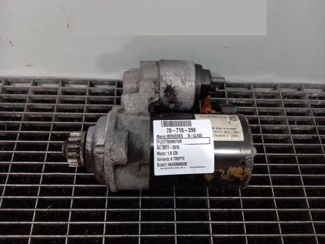 bontott MERCEDES-BENZ B-CLASS Önindító