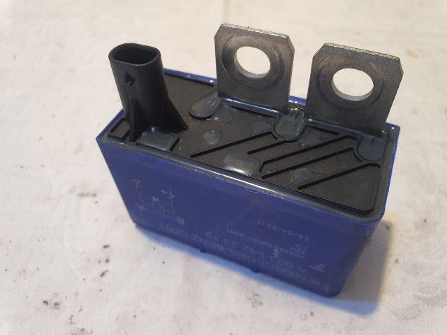 bontott MERCEDES-BENZ B-CLASS Akkumulátor Relé