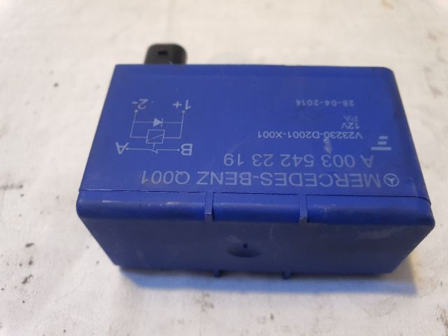 bontott MERCEDES-BENZ B-CLASS Akkumulátor Relé