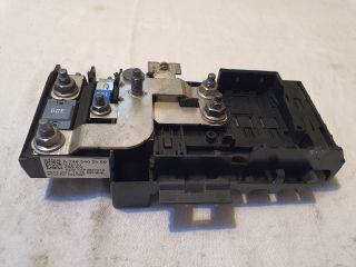 bontott MERCEDES-BENZ B-CLASS Biztosítéktábla Motortér