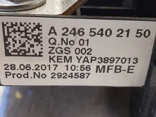 bontott MERCEDES-BENZ B-CLASS Biztosítéktábla Motortér