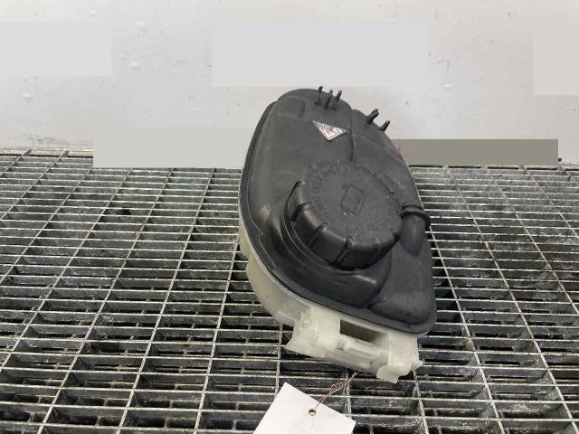 bontott MERCEDES-BENZ B-CLASS Kiegyenlítő Tartály