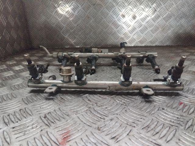 bontott MERCEDES-BENZ B-CLASS Porlasztó (1 db)