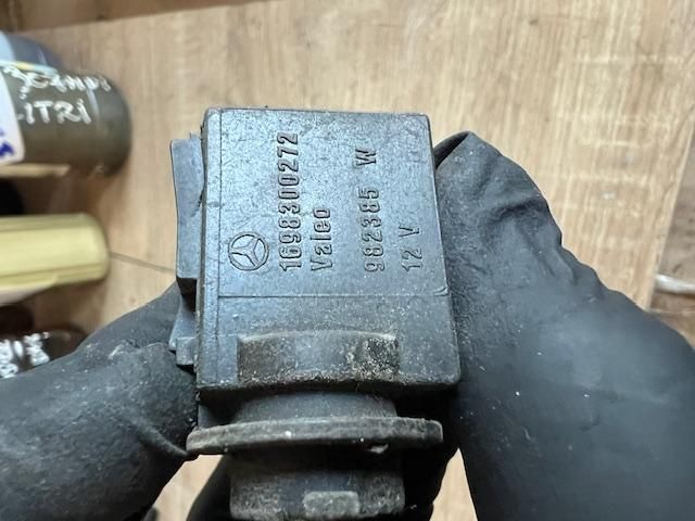 bontott MERCEDES-BENZ B-CLASS Levegő Jeladó