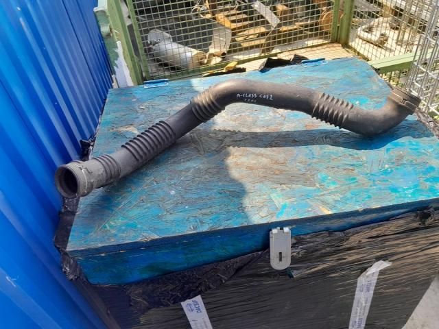 bontott MERCEDES-BENZ B-CLASS Turbócső