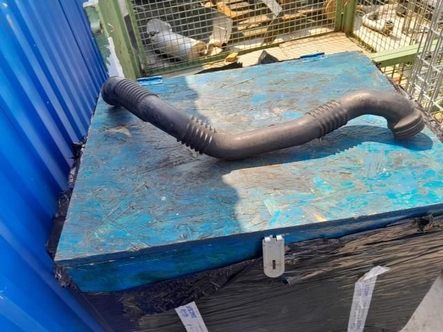 bontott MERCEDES-BENZ B-CLASS Turbócső