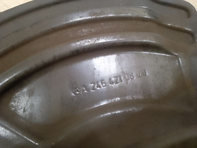 bontott MERCEDES-BENZ B-CLASS Jobb első Csonkállvány Kerékaggyal